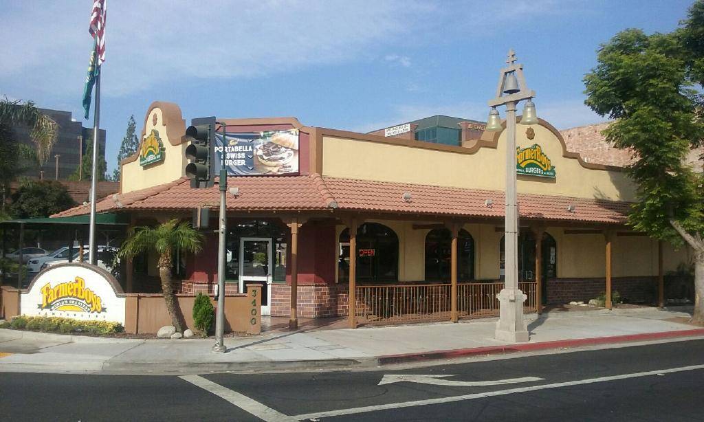 Farmer Boys | restaurant | 3400 University Ave, Riverside, CA 92501, USA | 9516800900 OR +1 951-680-0900