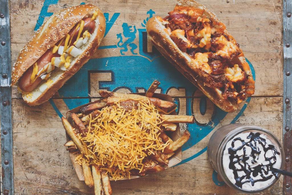 Detroit Dog Co. | restaurant | 200 W 5th St, Royal Oak, MI 48067, USA | 2482916587 OR +1 248-291-6587