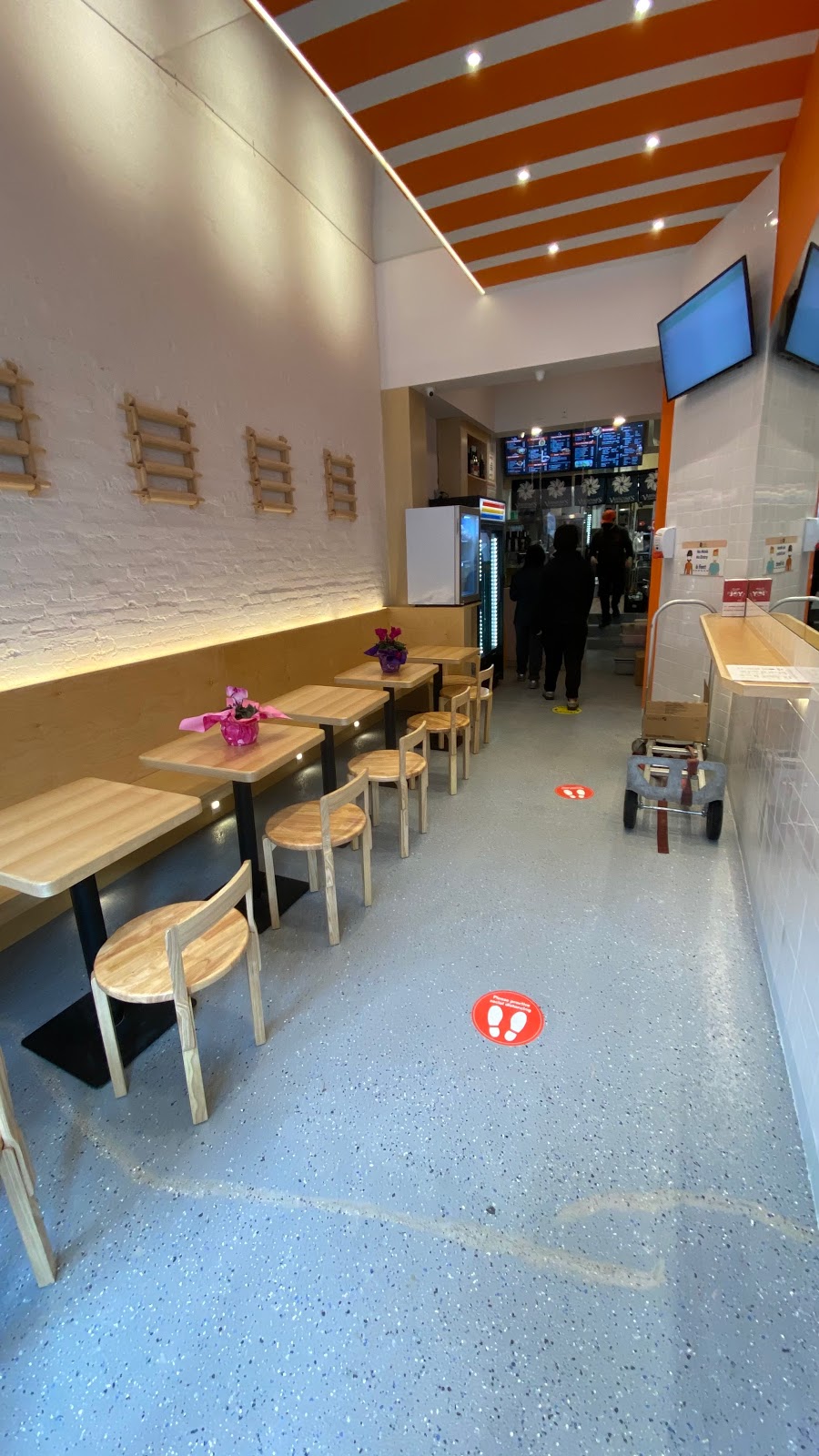 Vanessas Dumpling House | restaurant | 452 Amsterdam Ave, New York, NY 10024, USA | 6465592887 OR +1 646-559-2887