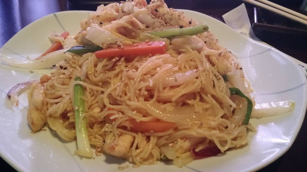 Azure Fusion Bistro & Saké | restaurant | 3975 Texas 6 Frontage Rd #300, College Station, TX 77845, USA | 9796937836 OR +1 979-693-7836