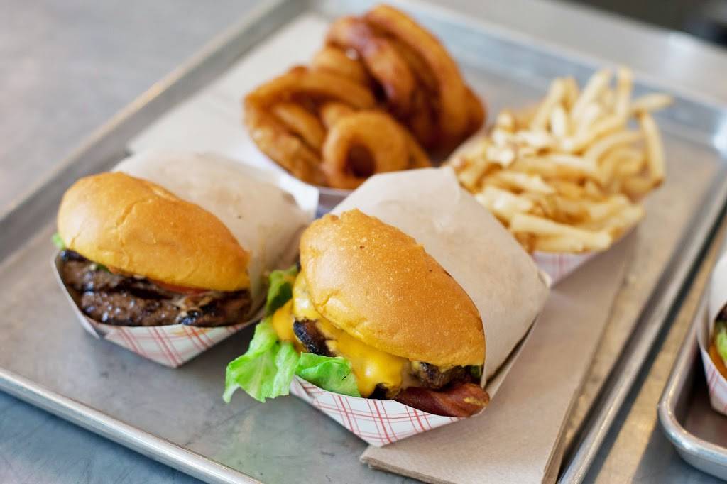 Gotts Roadside | restaurant | One Ferry Building, #6, San Francisco, CA 94111, USA | 4153183423 OR +1 415-318-3423