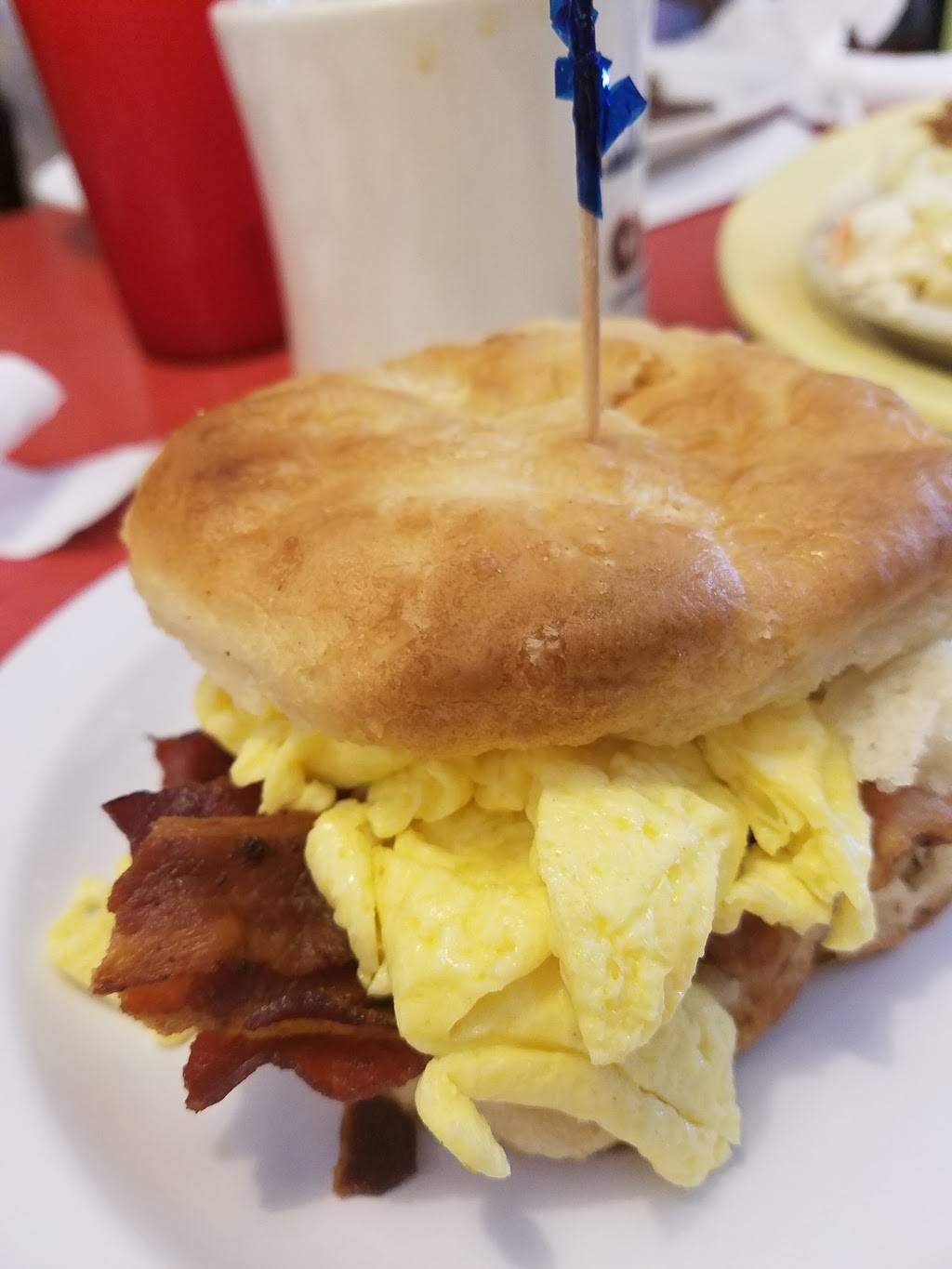 City Diner | restaurant | 2237 W Broad St, Richmond, VA 23220, USA | 8042541974 OR +1 804-254-1974