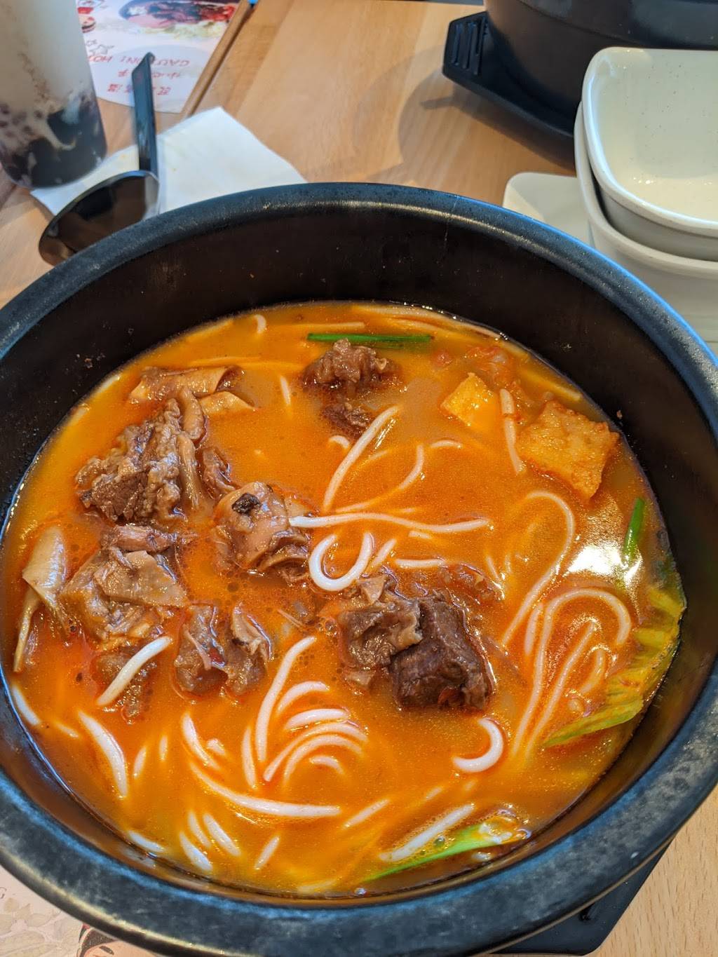 十秒到云南过桥米綫 | restaurant | 5 Brook St, Quincy, MA 02170, USA | 6174815888 OR +1 617-481-5888