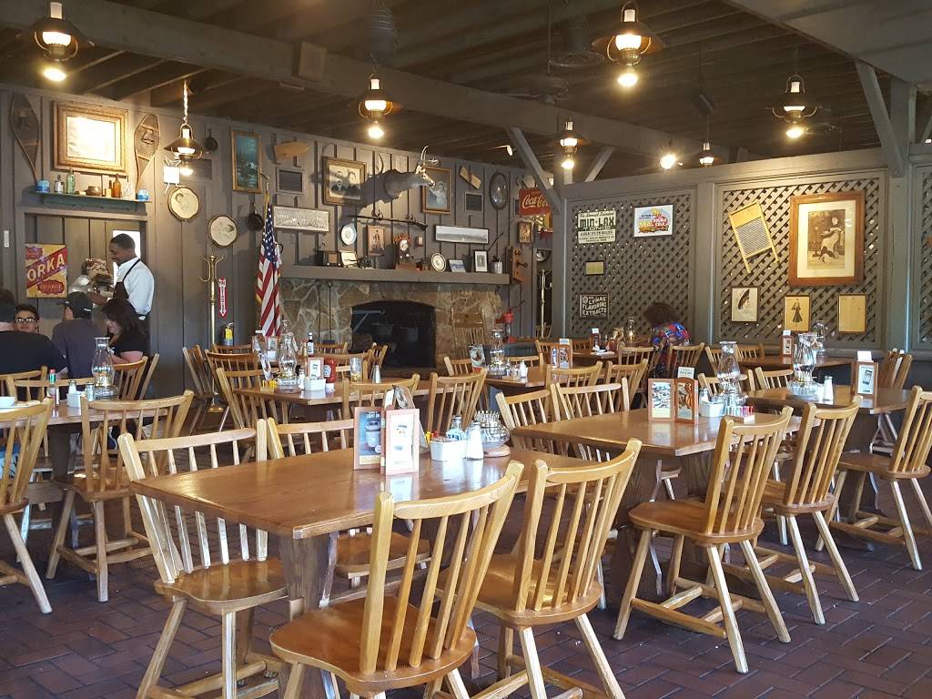 Cracker Barrel Old Country Store | restaurant | 6941 Charlotte Pike, Nashville, TN 37209, USA | 6153565229 OR +1 615-356-5229