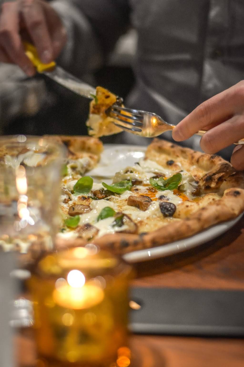 Pizzéria NO.900 - St-Sauveur | meal delivery | 224 Chemin du Lac-Millette, Saint-Sauveur, QC J0R 1R3, Canada | 4502270900 OR +1 450-227-0900