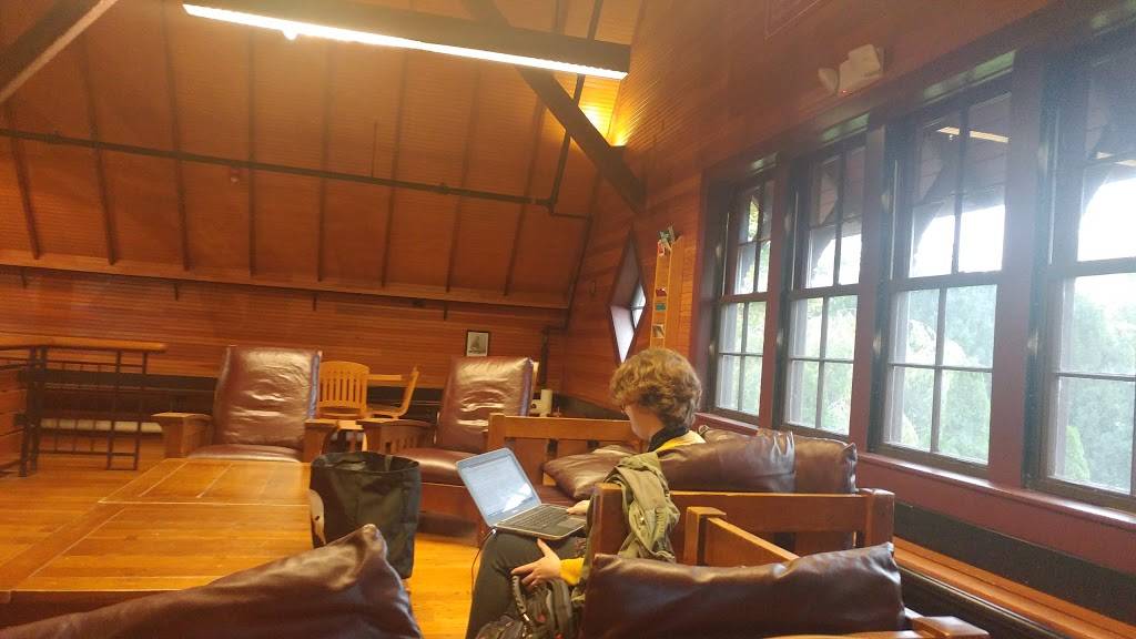 Big Red Barn | cafe | Sciences Dr, Ithaca, NY 14853, USA | 6072550428 OR +1 607-255-0428