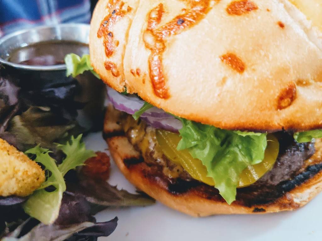 Clarks Bistro and Pub | restaurant | 264 E Main St, Hillsboro, OR 97123, USA | 5033524921 OR +1 503-352-4921