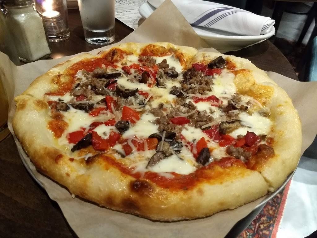 Bedford Hall Craft Kitchen & Bar | restaurant | 135 Bedford St, Stamford, CT 06901, USA | 2039737888 OR +1 203-973-7888