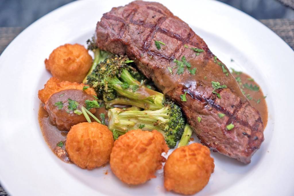 Tryst Gastro Lounge | night club | 240 Beach Dr NE, St. Petersburg, FL 33701, USA | 7278214567 OR +1 727-821-4567