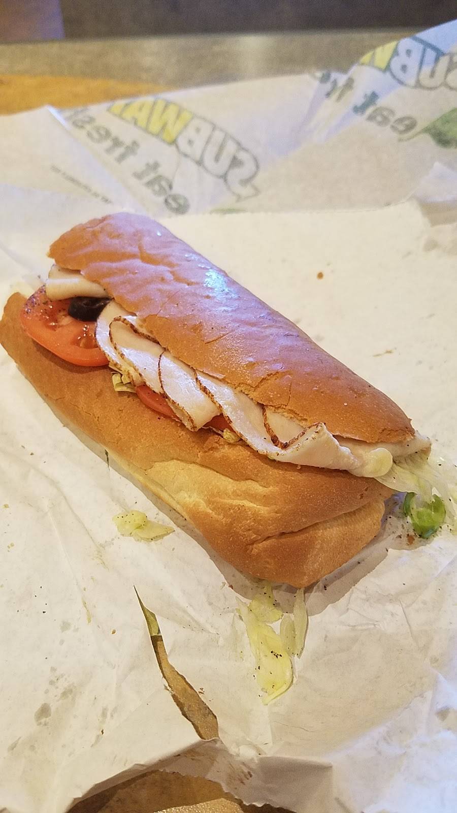 Subway | restaurant | 2720 Co Rd E East, White Bear Lake, MN 55110, USA | 6517771360 OR +1 651-777-1360