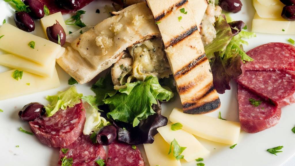 Perlos Restaurant | restaurant | 202 N Washington St, East Rochester, NY 14445, USA | 5852485060 OR +1 585-248-5060