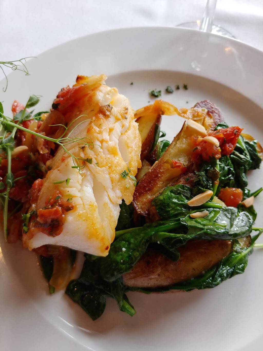 Volare | restaurant | 2300 Frankfort Ave, Louisville, KY 40206, USA | 5028944446 OR +1 502-894-4446