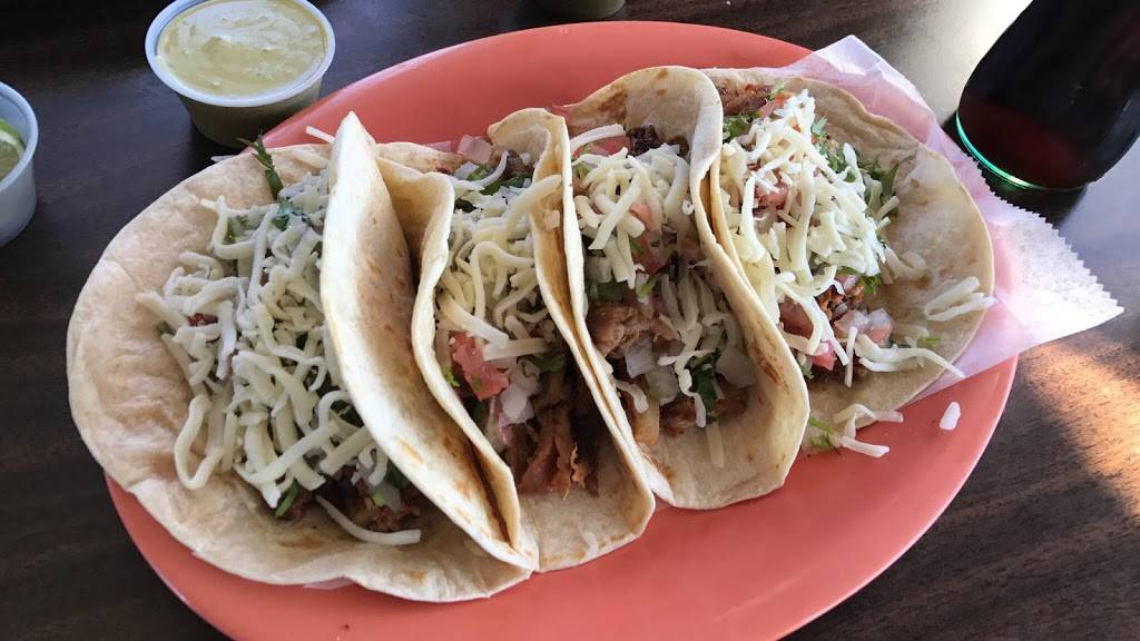 Tacos el primo | restaurant | 3297 College St, Beaumont, TX 77701, USA | 4093476888 OR +1 409-347-6888
