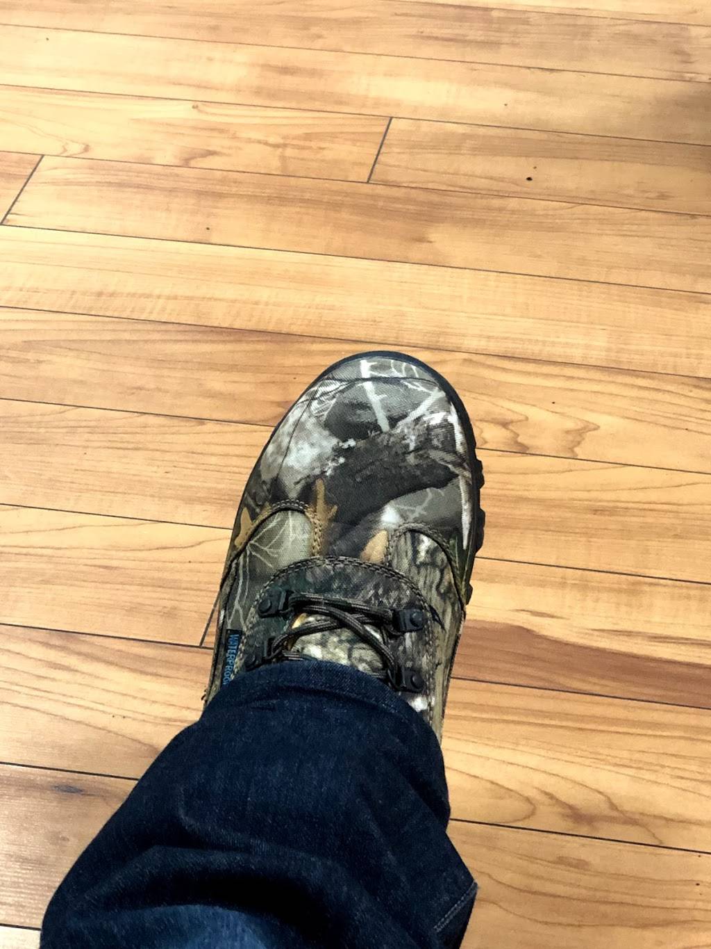 WingStop | restaurant | 7706 Old Branch Ave, Clinton, MD 20735, USA | 3017477267 OR +1 301-747-7267