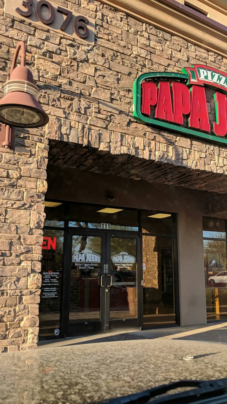 Papa Johns Pizza | restaurant | 3076 E Chandler Heights Rd Suite #111, Gilbert, AZ 85298, USA | 4802795755 OR +1 480-279-5755