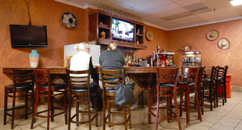 Maya Mexican Restaurant | restaurant | 985 Lila Ave, Milford, OH 45150, USA | 5138314661 OR +1 513-831-4661