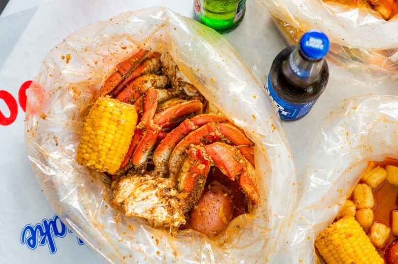 The Shake Seafood | restaurant | 180 W Girard Ave #106A, Philadelphia, PA 19123, USA | 2677738543 OR +1 267-773-8543