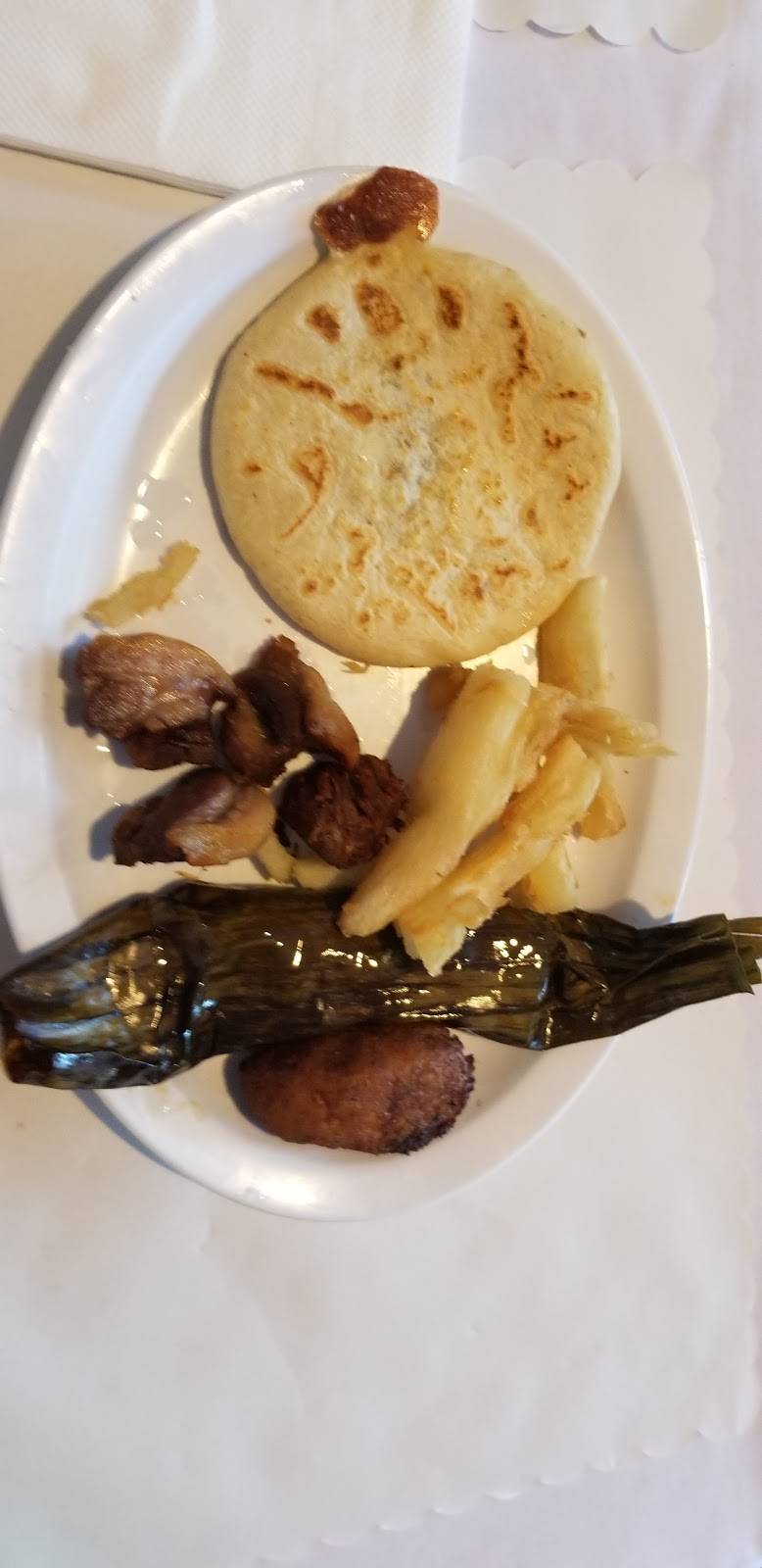 Restaurante El Salvador | restaurant | 2118 Willow Pass Rd, Concord, CA 94520, USA | 9256806618 OR +1 925-680-6618