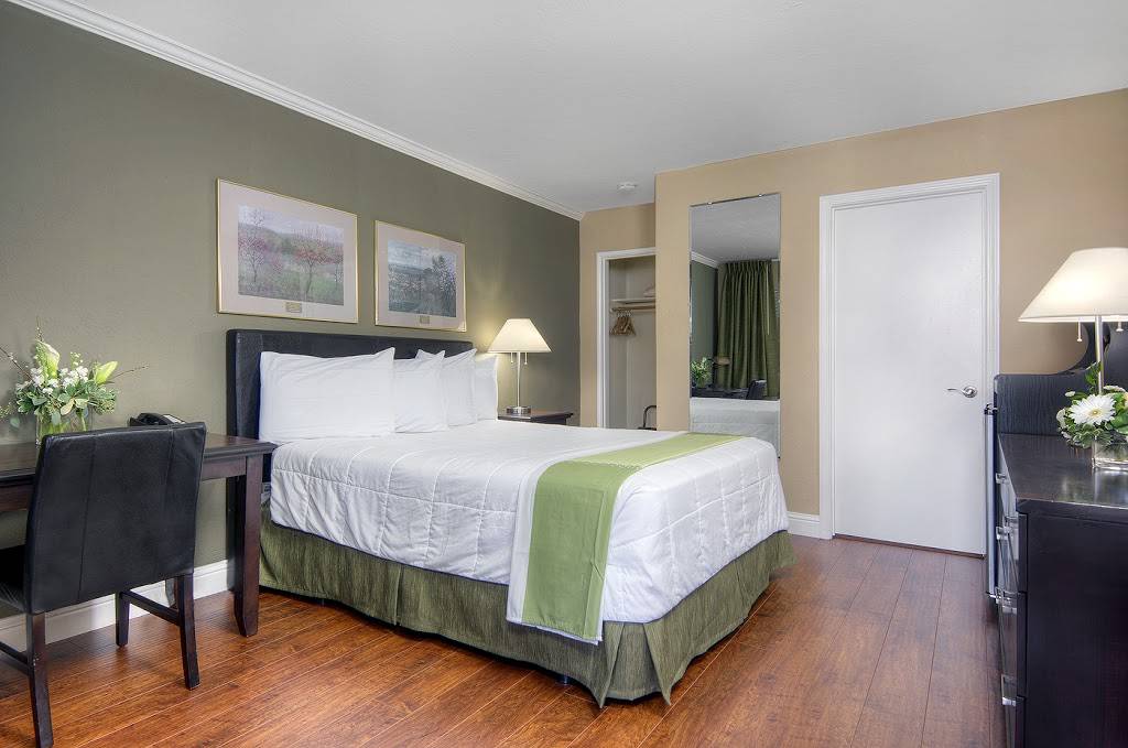 Marianis Inn & Restaurant | restaurant | 2500 El Camino Real, Santa Clara, CA 95051, USA | 4082431431 OR +1 408-243-1431