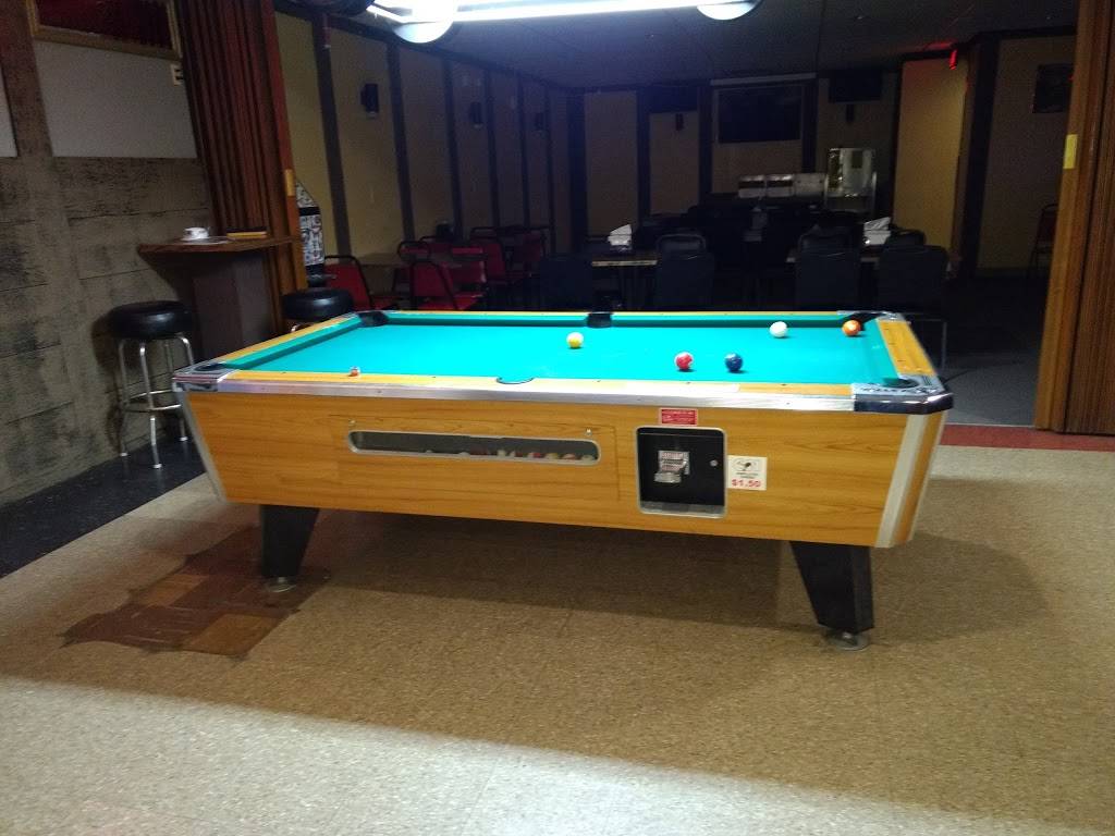 Old Mill Bar & Grill | restaurant | 301 S Main St, Minnesota Lake, MN 56068, USA | 5074629909 OR +1 507-462-9909