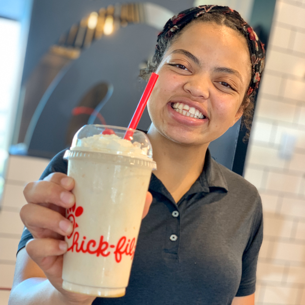 Chick-fil-A West Hills | restaurant | 7520 Kingston Pike, Knoxville, TN 37919, USA | 8655880100 OR +1 865-588-0100