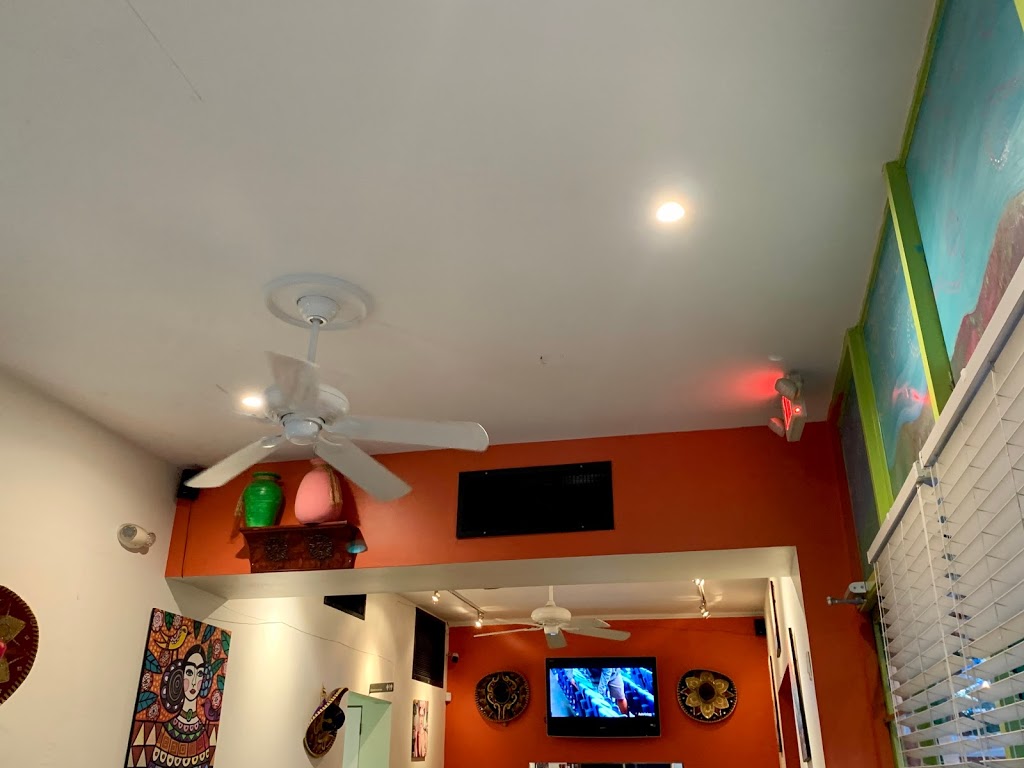 Quates Mexican Restaurant | restaurant | 3701 N Andrews Ave, Oakland Park, FL 33309, USA | 9546352404 OR +1 954-635-2404