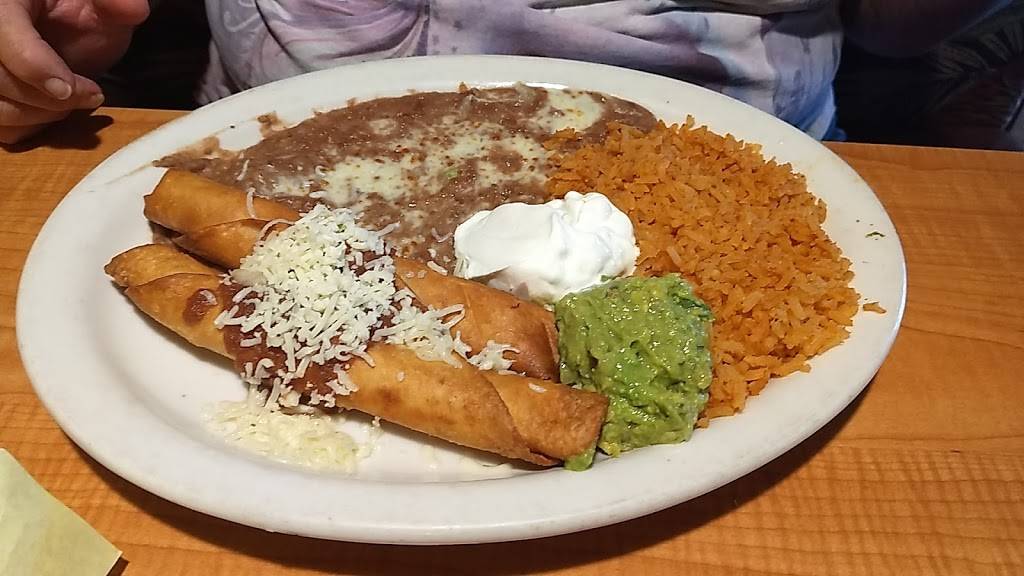 Mama Marias Grill | restaurant | 4204 Phelan Rd, Phelan, CA 92371, USA | 7608684886 OR +1 760-868-4886