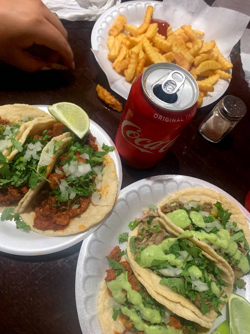 Taqueria Y Panaderia San Miguel | restaurant | Cleveland, TX 77327, USA | 9367189661 OR +1 936-718-9661