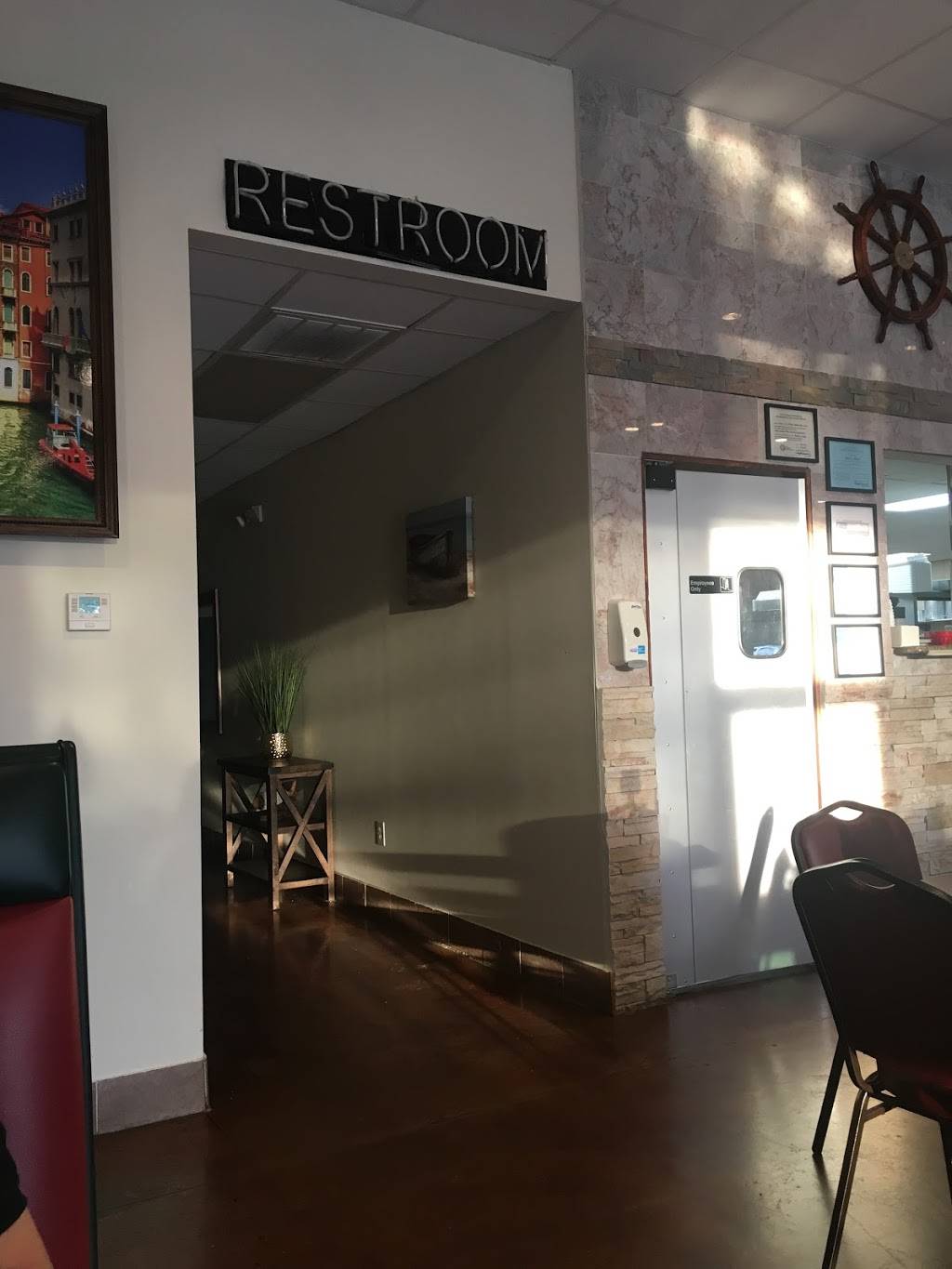 El barco Seafood Bar & Grill.” | restaurant | 2650 Hickory Tree Rd, Balch Springs, TX 75180, USA | 2145799638 OR +1 214-579-9638