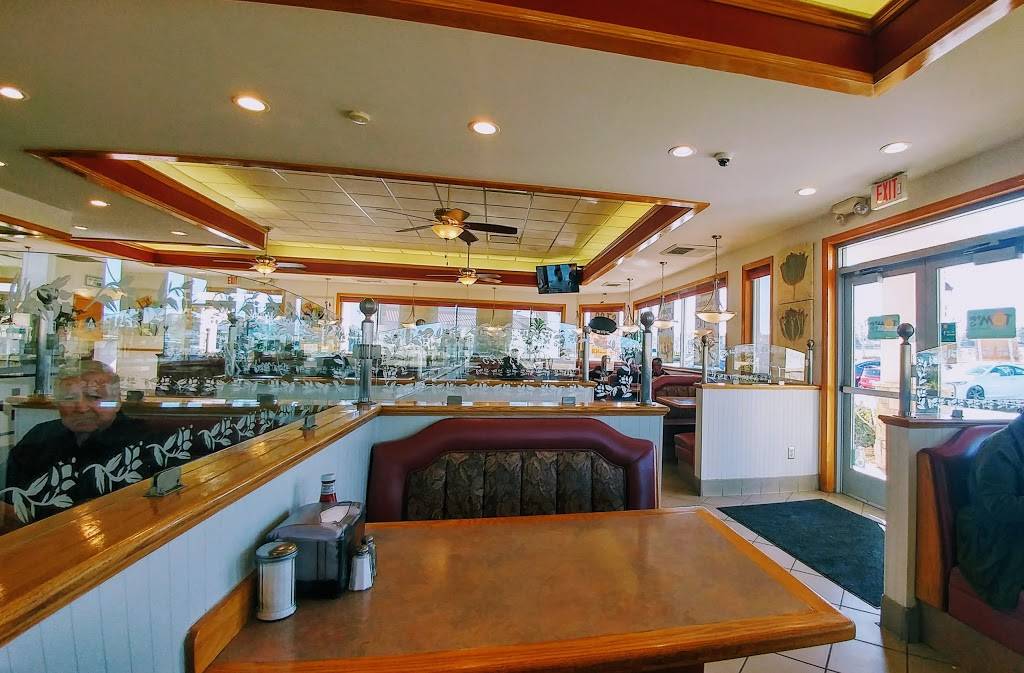 Toms Burgers 25 | restaurant | 695 W Palmdale Blvd, Palmdale, CA 93551, USA | 6619479777 OR +1 661-947-9777