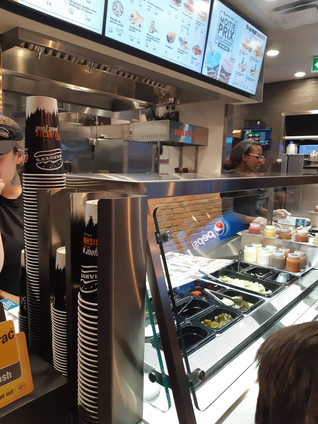 Harveys | restaurant | 11 245 Boulevard Lacordaire, Montréal-Nord, QC H1G 4J7, Canada | 4383154445 OR +1 438-315-4445