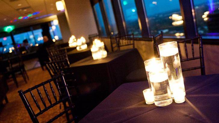 Skyline Club - Southfield | restaurant | 2000 Town Center, Southfield, MI 48075, USA | 2483509898 OR +1 248-350-9898