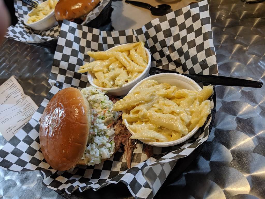 Moonies Texas BBQ | restaurant | 5545 Atlanta Hwy, Flowery Branch, GA 30542, USA | 6788288366 OR +1 678-828-8366