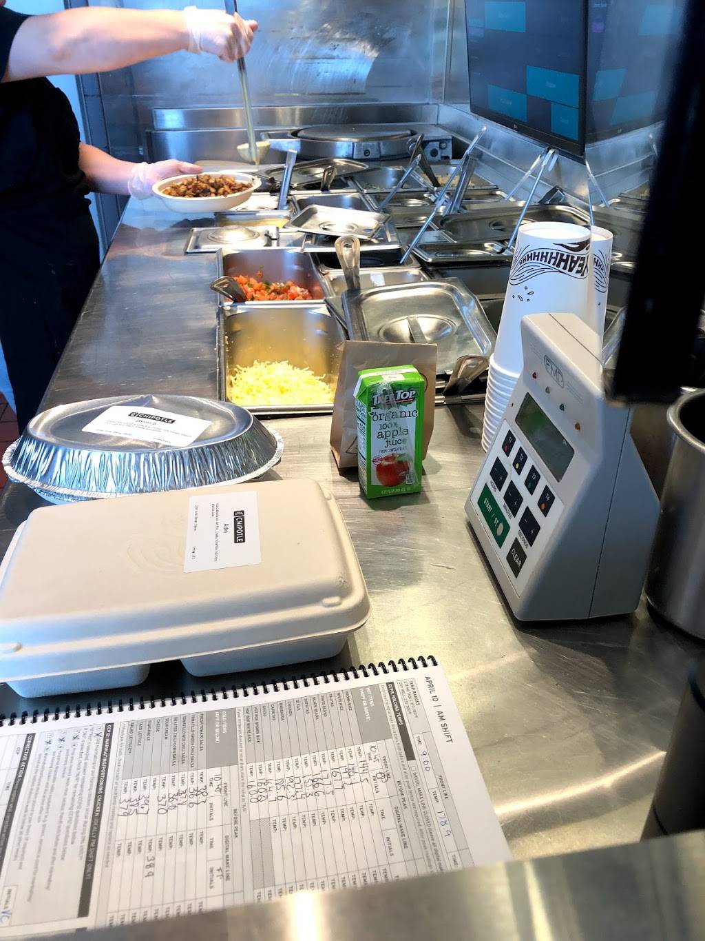 Chipotle Mexican Grill | restaurant | 26420 Great Northern Shop Center, North Olmsted, OH 44070, USA | 4406860476 OR +1 440-686-0476