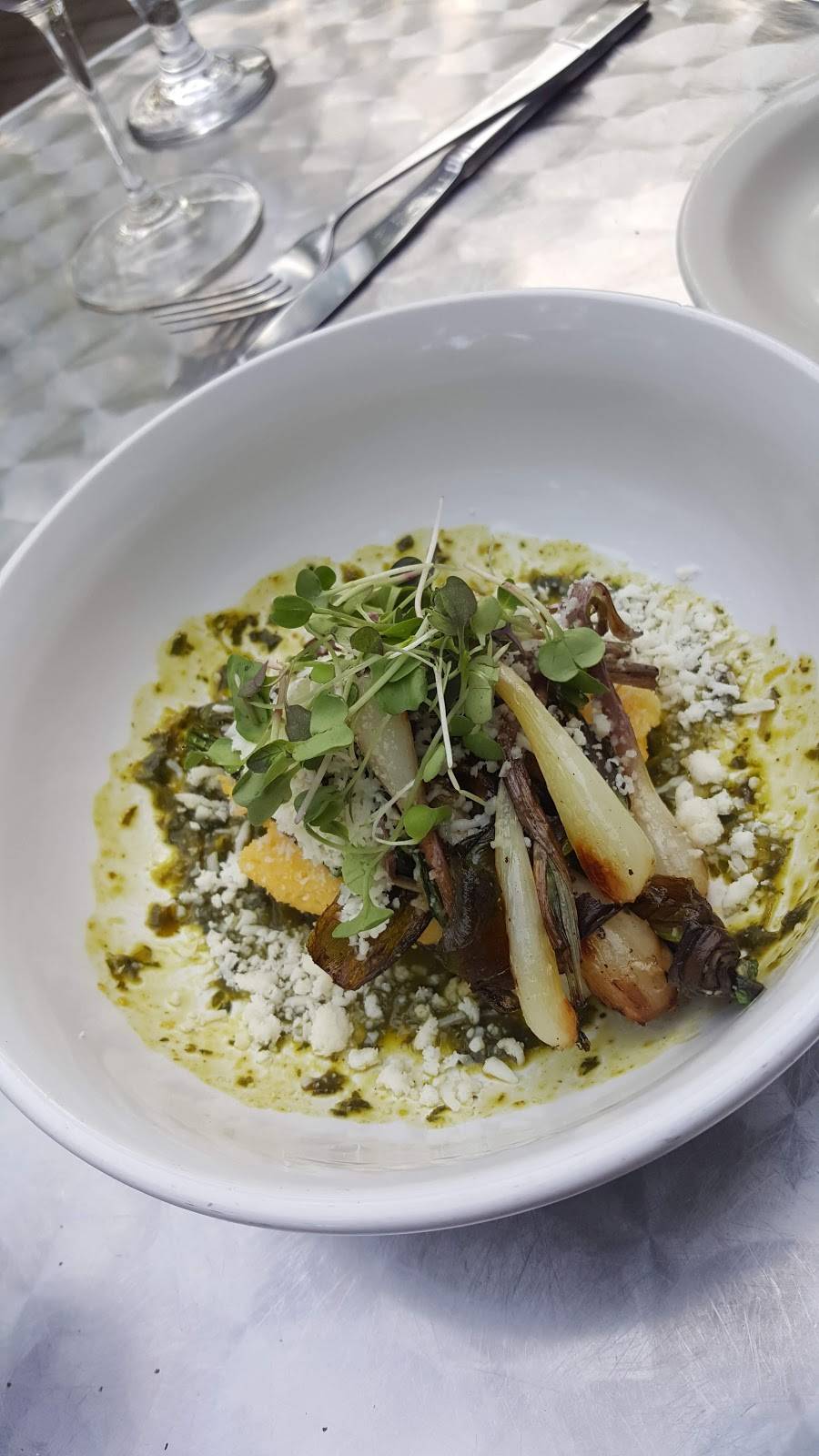 Tess | restaurant | 2499 N Bartlett Ave, Milwaukee, WI 53211, USA | 4149648377 OR +1 414-964-8377