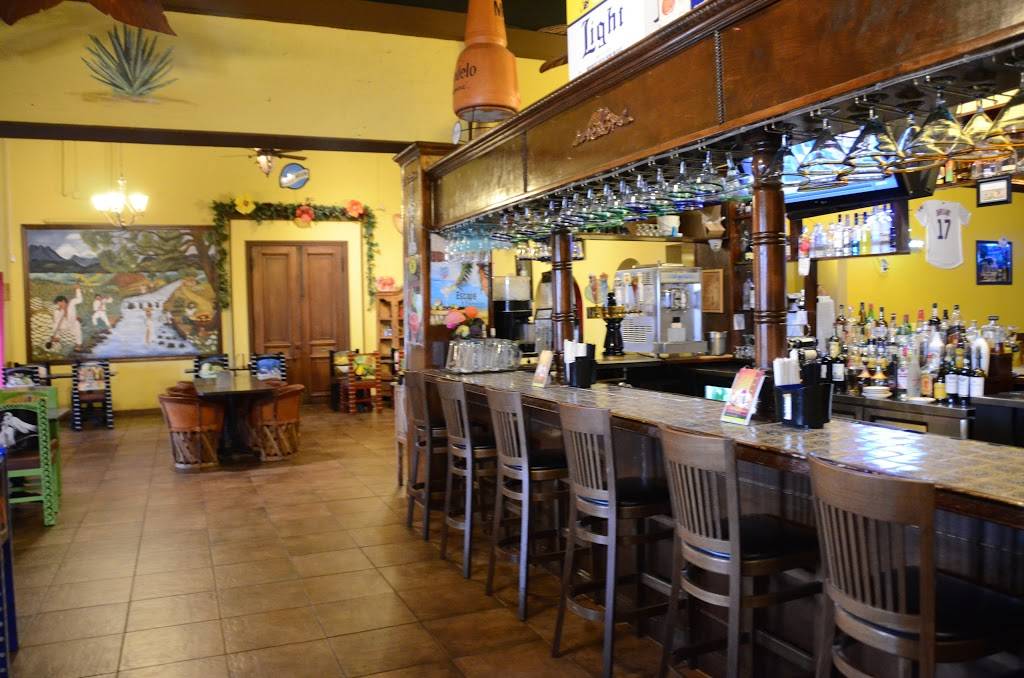 Mexico Clasico | restaurant | 3929 Broadway, Rockford, IL 61108, USA | 8159773299 OR +1 815-977-3299