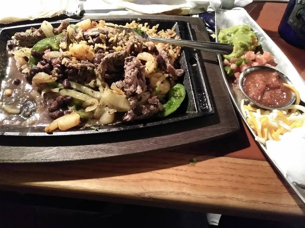 Chilis Grill & Bar | restaurant | 5080 Riverside Dr Suite 1600, Macon, GA 31210, USA | 4787570169 OR +1 478-757-0169