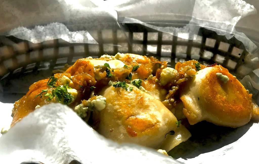 Mikes Beer Bar | restaurant | Boggs Building LP, 110 Federal St, Pittsburgh, PA 15212, USA | 4123222337 OR +1 412-322-2337