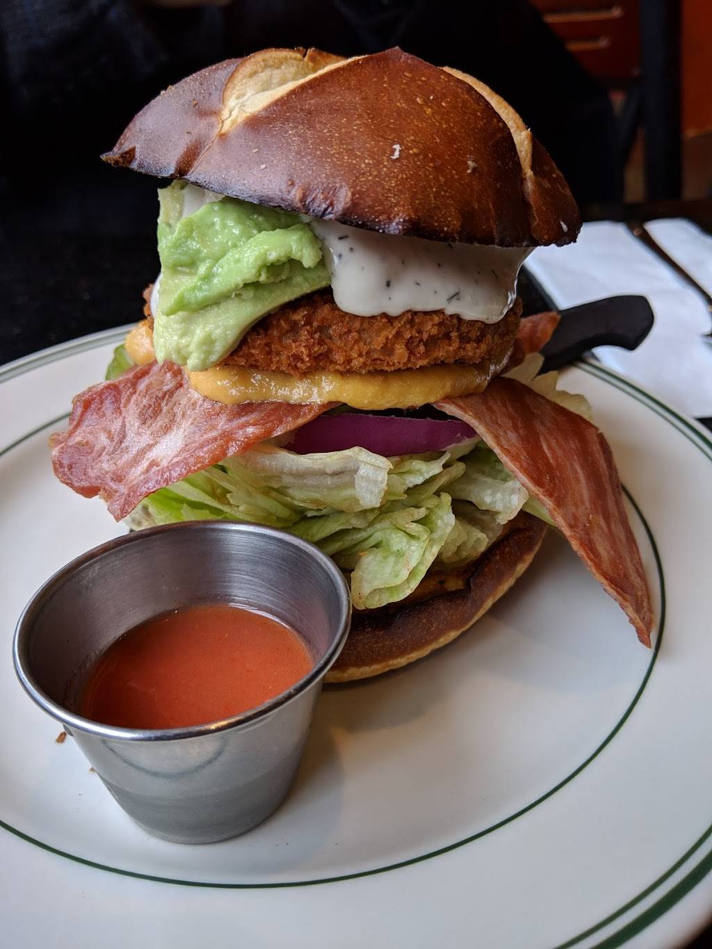 CyBelles Front Room | restaurant | 1385 9th Ave, San Francisco, CA 94122, USA | 4156658088 OR +1 415-665-8088