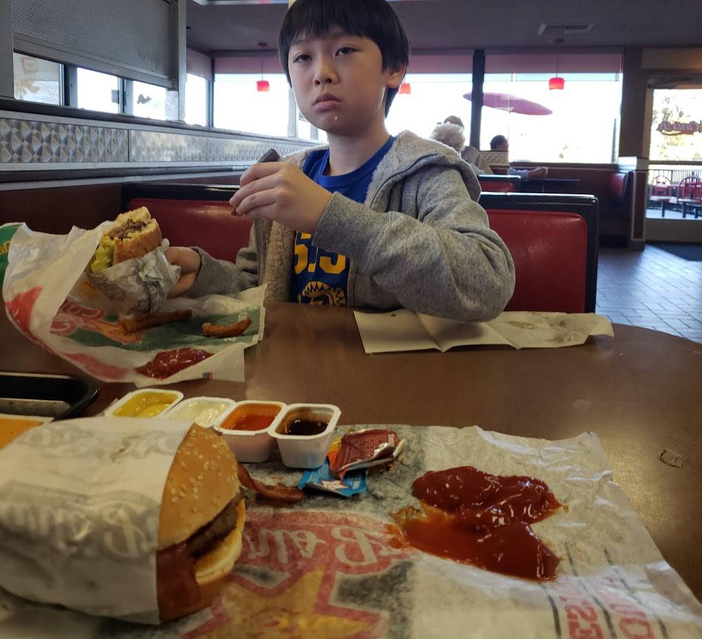 Carls Jr. | restaurant | 2725 Black Oak Dr, Paso Robles, CA 93446, USA | 8052384967 OR +1 805-238-4967