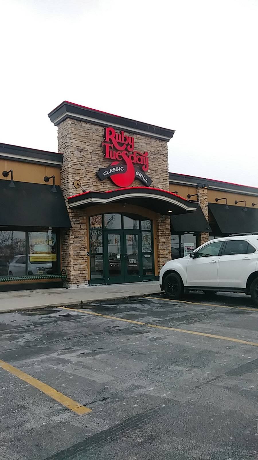 Ruby Tuesday | restaurant | 1780 W Main St, Troy, OH 45373, USA | 9373397175 OR +1 937-339-7175