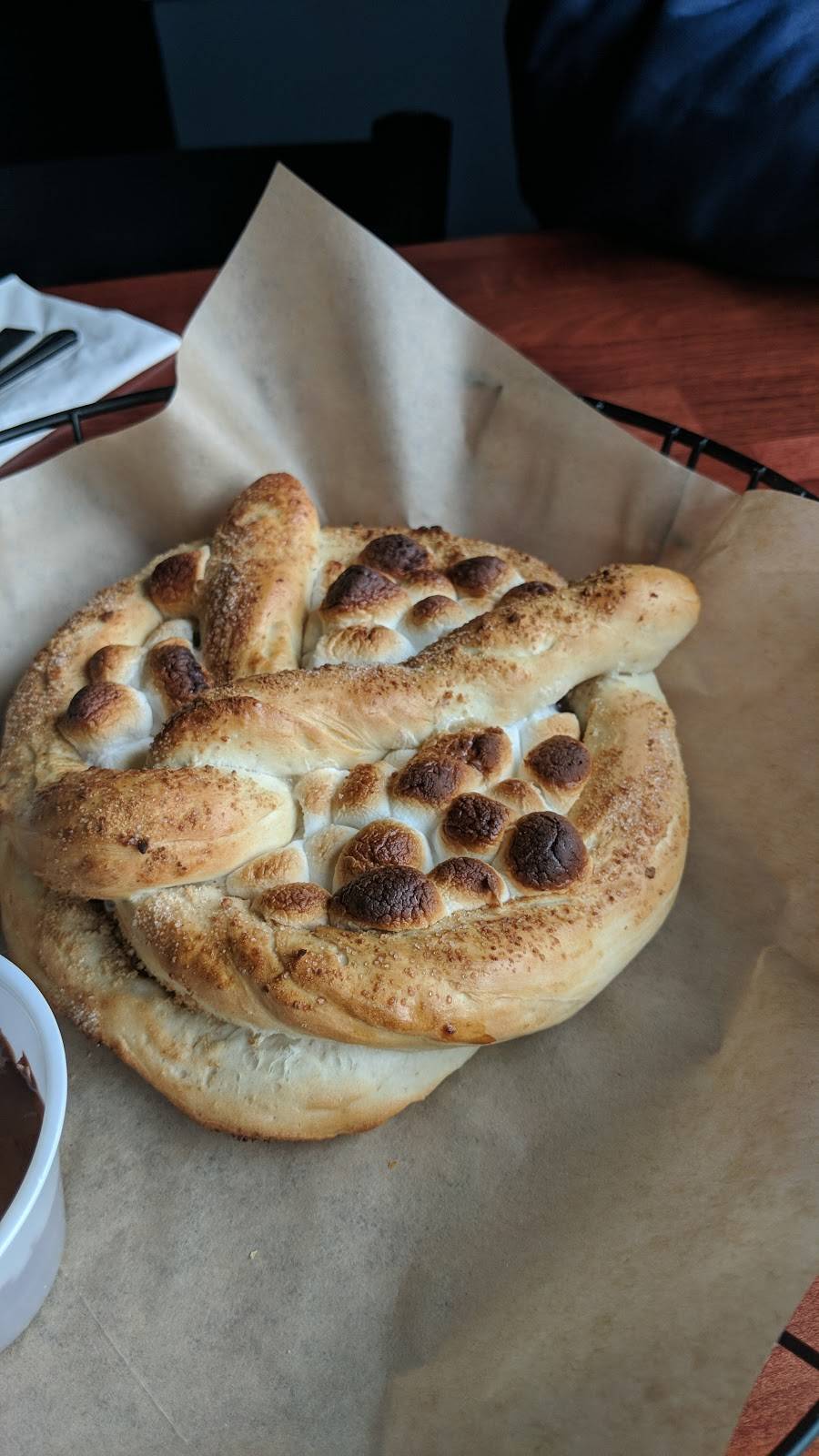 Hopknot | restaurant | 1000 Elm St, Manchester, NH 03101, USA | 6032323731 OR +1 603-232-3731