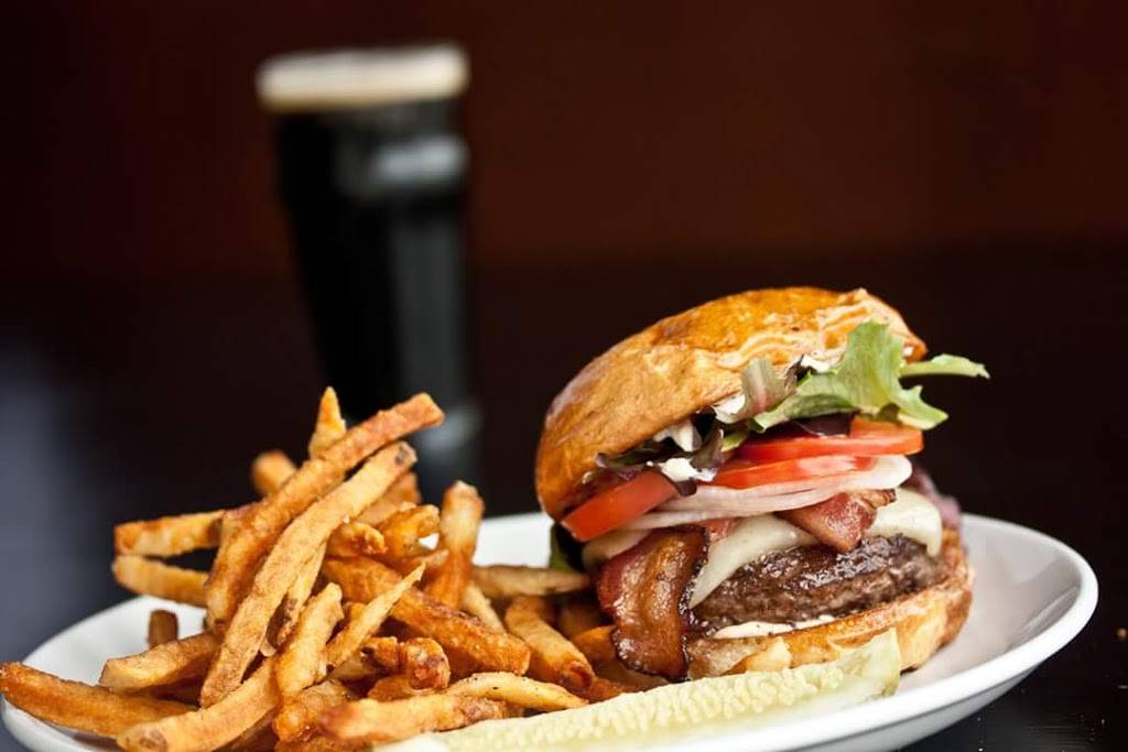 One-Eyed Bettys | restaurant | 175 W Troy St, Ferndale, MI 48220, USA | 2488086633 OR +1 248-808-6633