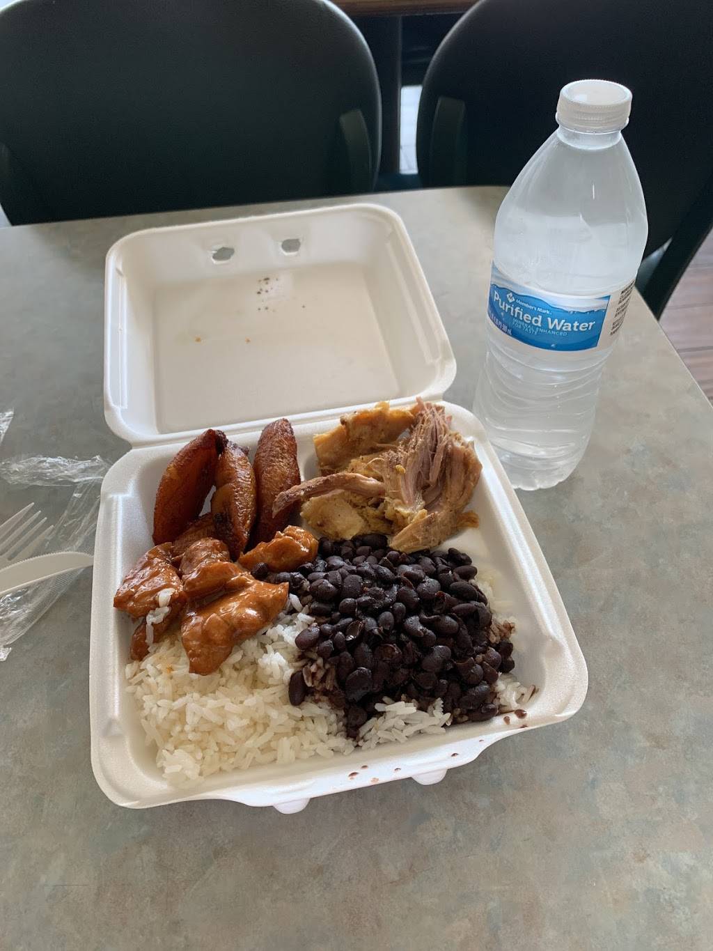 Unidos Restaurant | restaurant | Orlando, FL 32805, USA | 4074267625 OR +1 407-426-7625