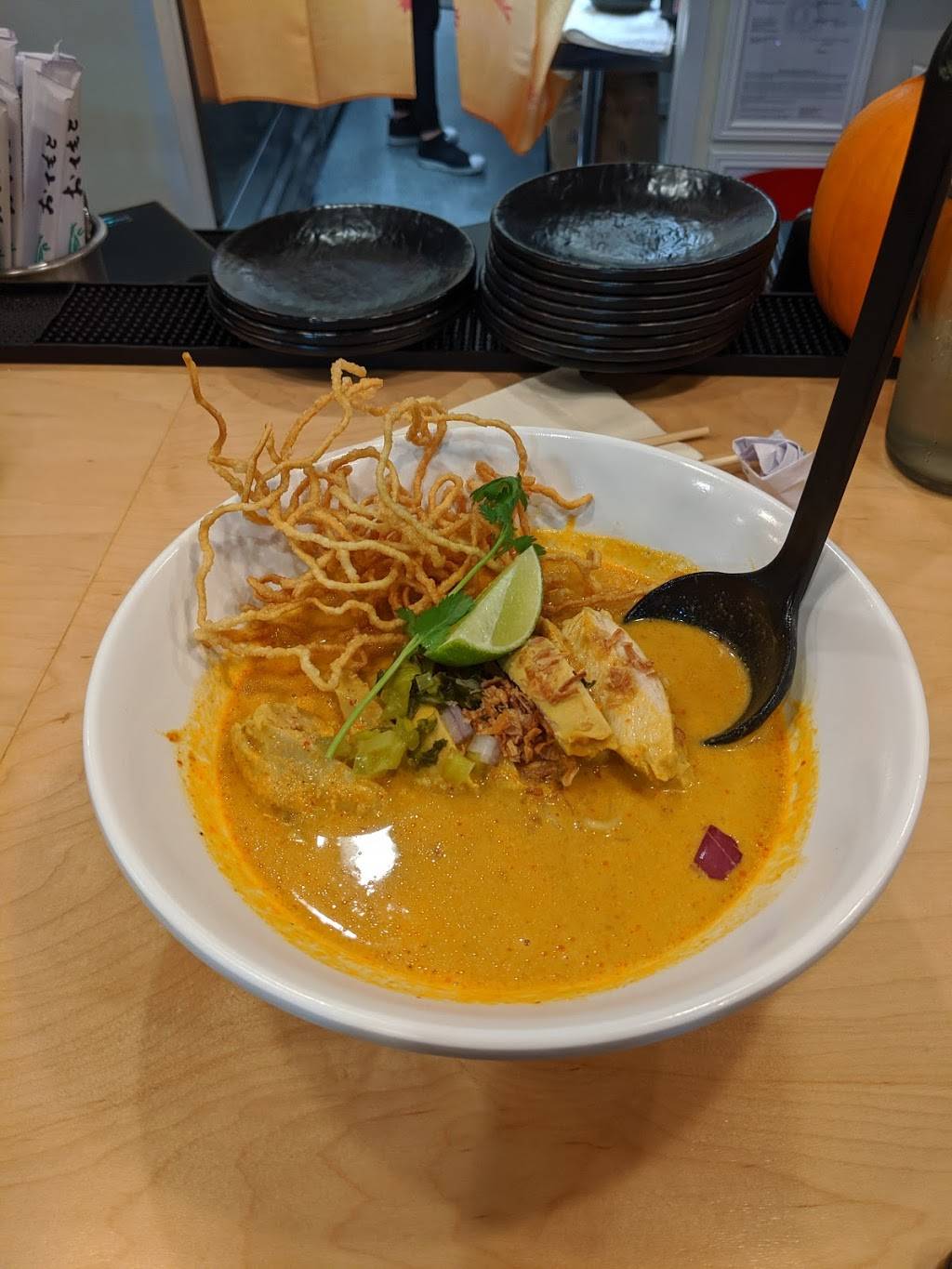 Umai ramen and rice bowl | restaurant | 482 Elden St, Herndon, VA 20170, USA | 5717526122 OR +1 571-752-6122