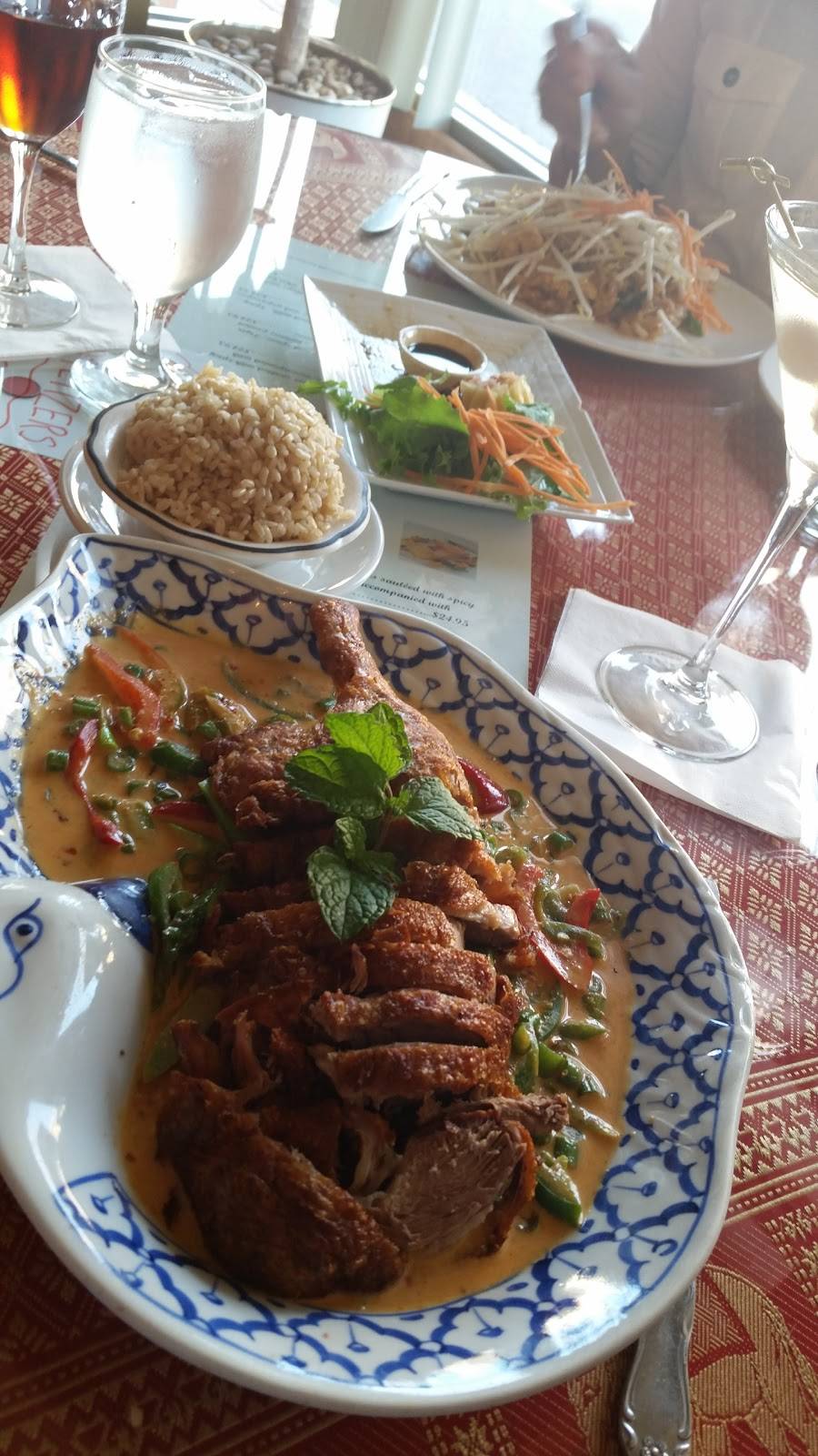 Seeda | restaurant | 28 N Central Ave, Valley Stream, NY 11580, USA | 5165612626 OR +1 516-561-2626