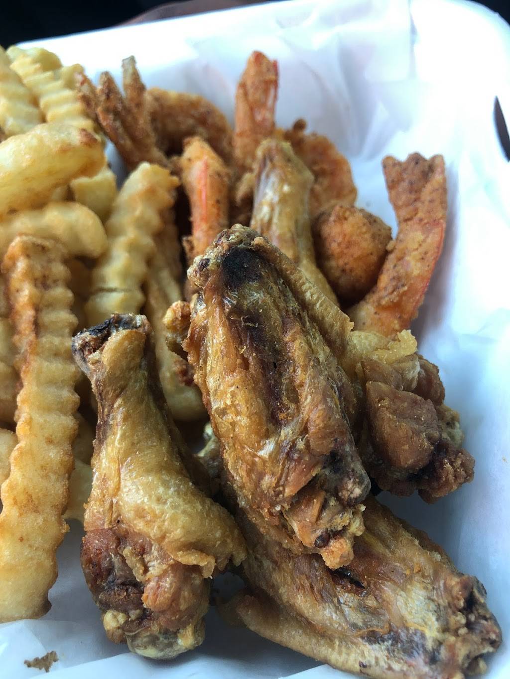 Btjs wings | restaurant | 846 S Irby St, Florence, SC 29501, USA | 8437995686 OR +1 843-799-5686