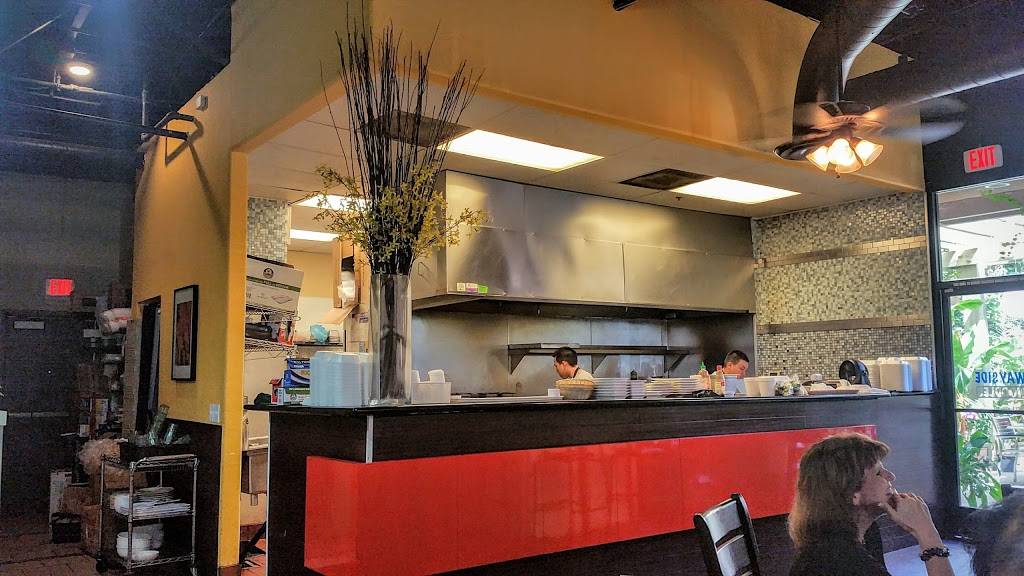 Wayside Noodles | restaurant | 760 W Shaw Ave #101, Fresno, CA 93704, USA | 5593890506 OR +1 559-389-0506