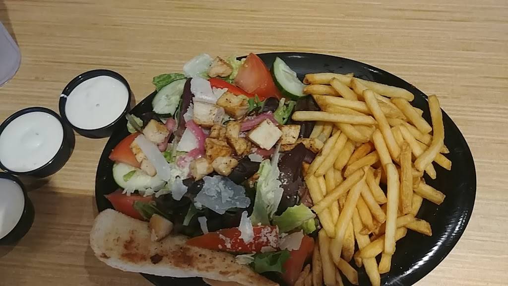 Buffalo Wild Wings | restaurant | 1519 E Innes St, Salisbury, NC 28146, USA | 7046360290 OR +1 704-636-0290