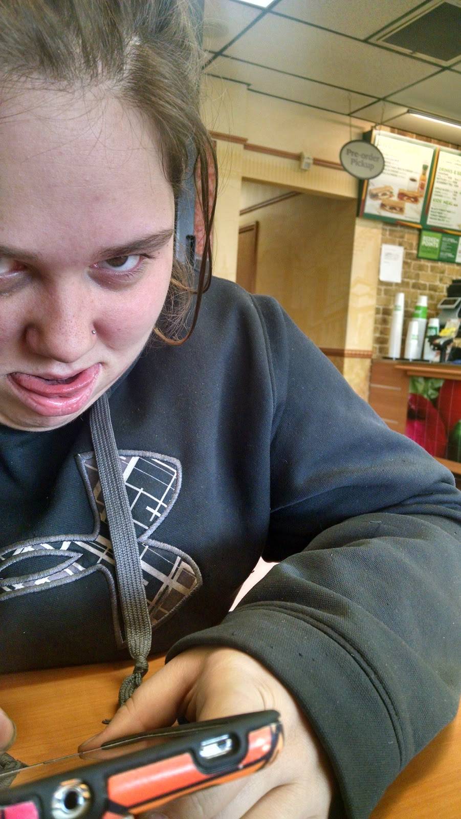 Subway | restaurant | G 3458 S Linden Rd, Flint, MI 48507, USA | 8107337827 OR +1 810-733-7827